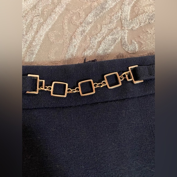 Navy blue skirt - Picture 2 of 3